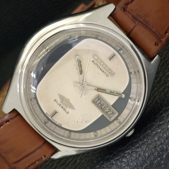 Vintage 1983 Citizen Automatic Mens Silver Watch W/daydate & Black accents - Picture 1 of 9